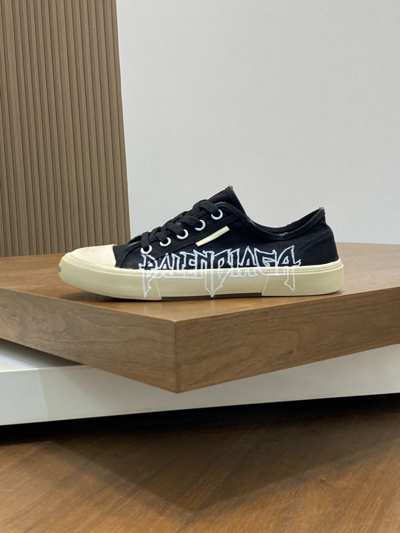 Balenciaga Low Shoes